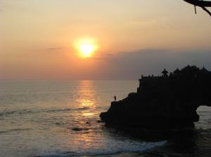 Resize of Picture1 398 sunset di tanah lot