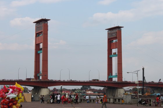 jembatan ampera