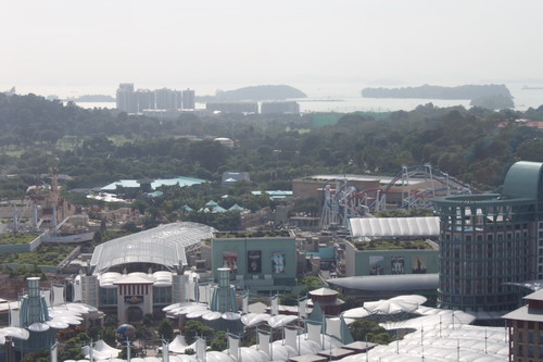 Universal Studio Singapore dilihat dari cable car