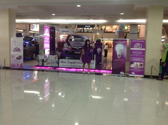 Booth Philips di Palembang Square