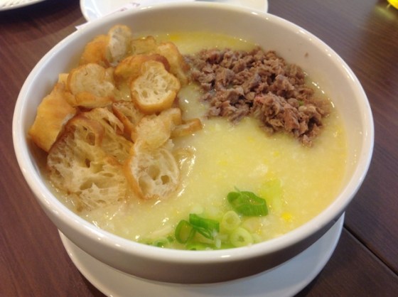 Bubur jagung dan sapi cincang (large) - Rp. 18.500