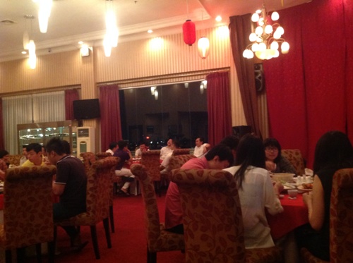 bagian dalam lim's garden