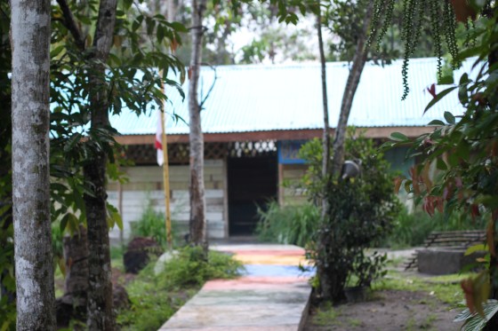 di belakang museum kata juga ada replika SD Muhammadiyah Gantong