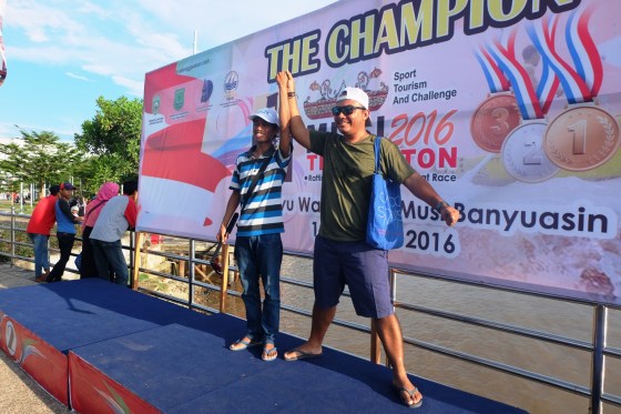 Juara! *pura-puranya*