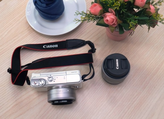 Canon EOS M10